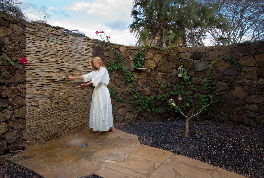 Tsavo West National Park Severin Safari Camp חדר תמונה