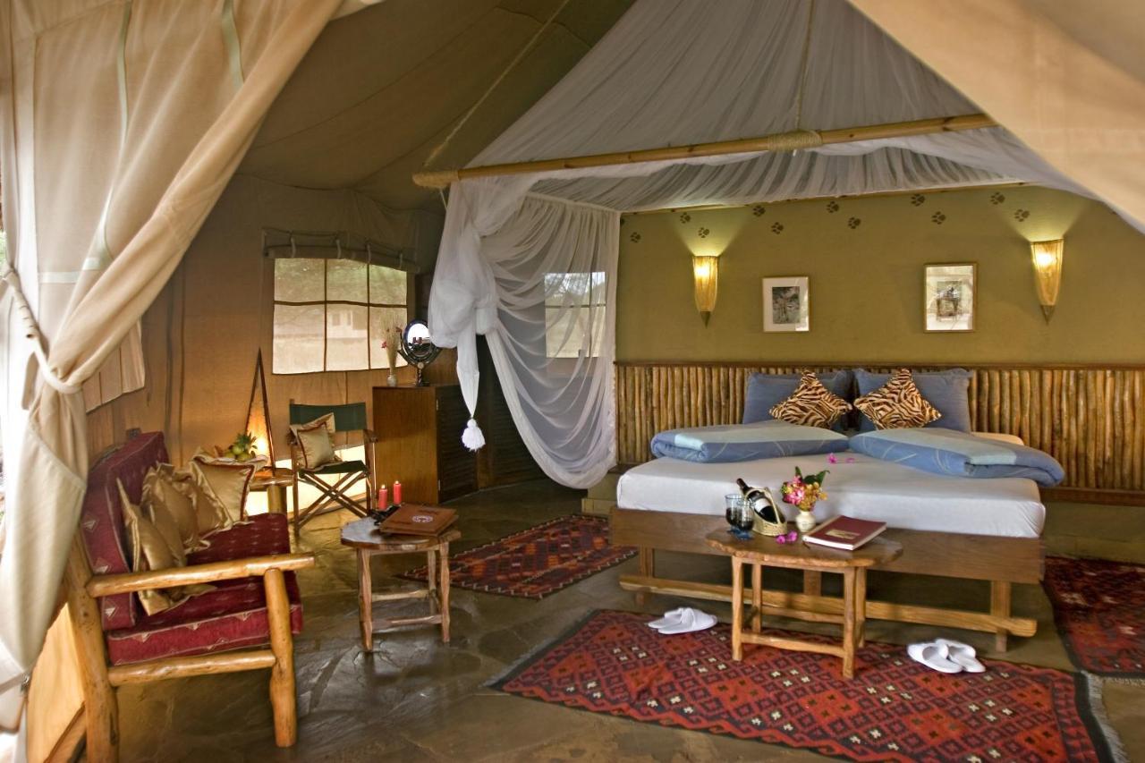 Tsavo West National Park Severin Safari Camp מראה חיצוני תמונה