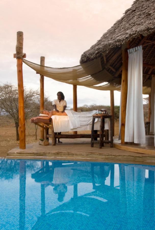 Tsavo West National Park Severin Safari Camp מראה חיצוני תמונה